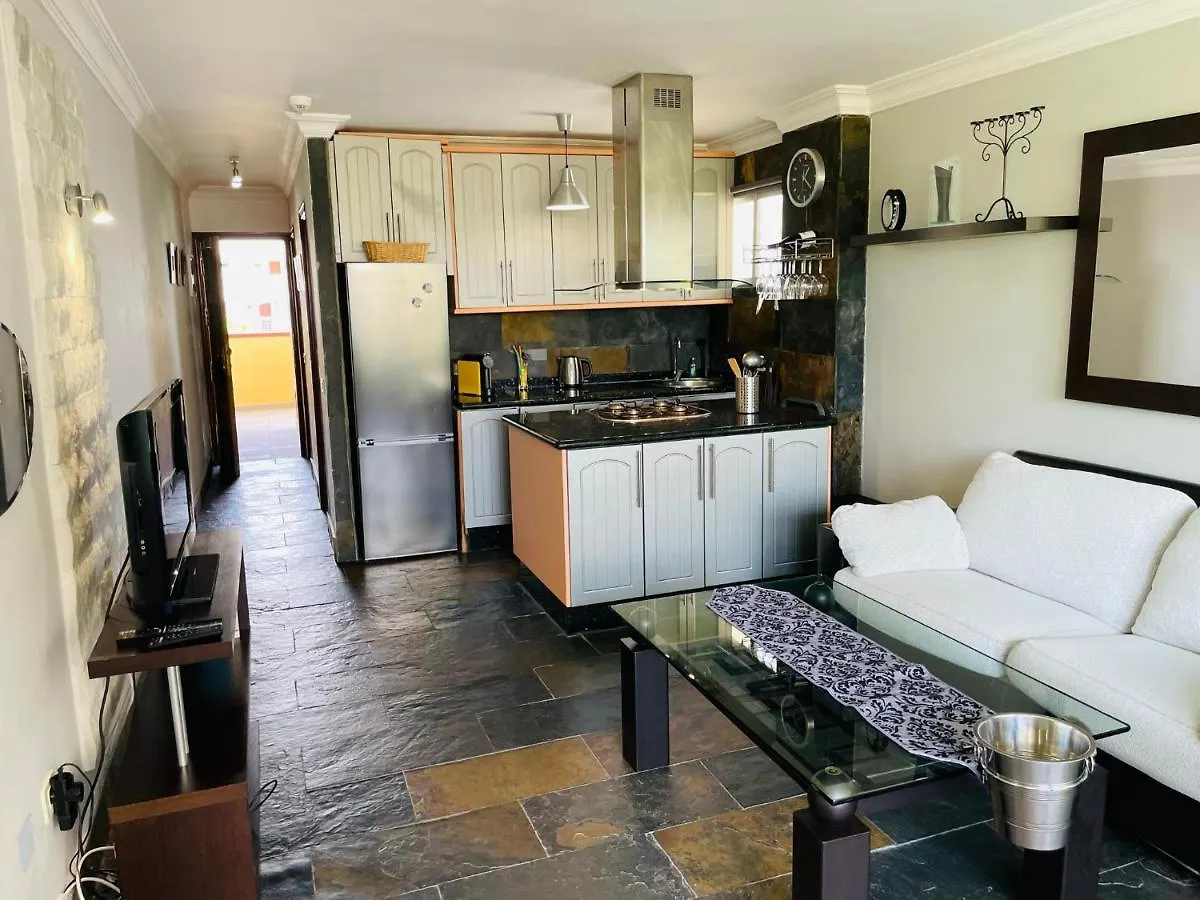 Lizards Lounge - Tanife Apartment Beim Yumbo Playa del Inglés 0*,  España